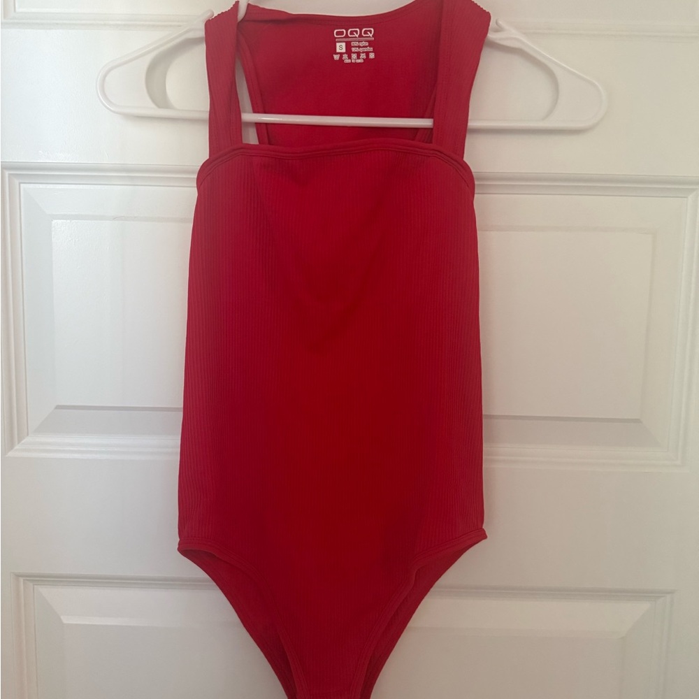 OQQ Red Ribbed Bodysuit set of 3